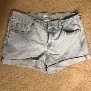 Light denim boyfriend shorts size 12